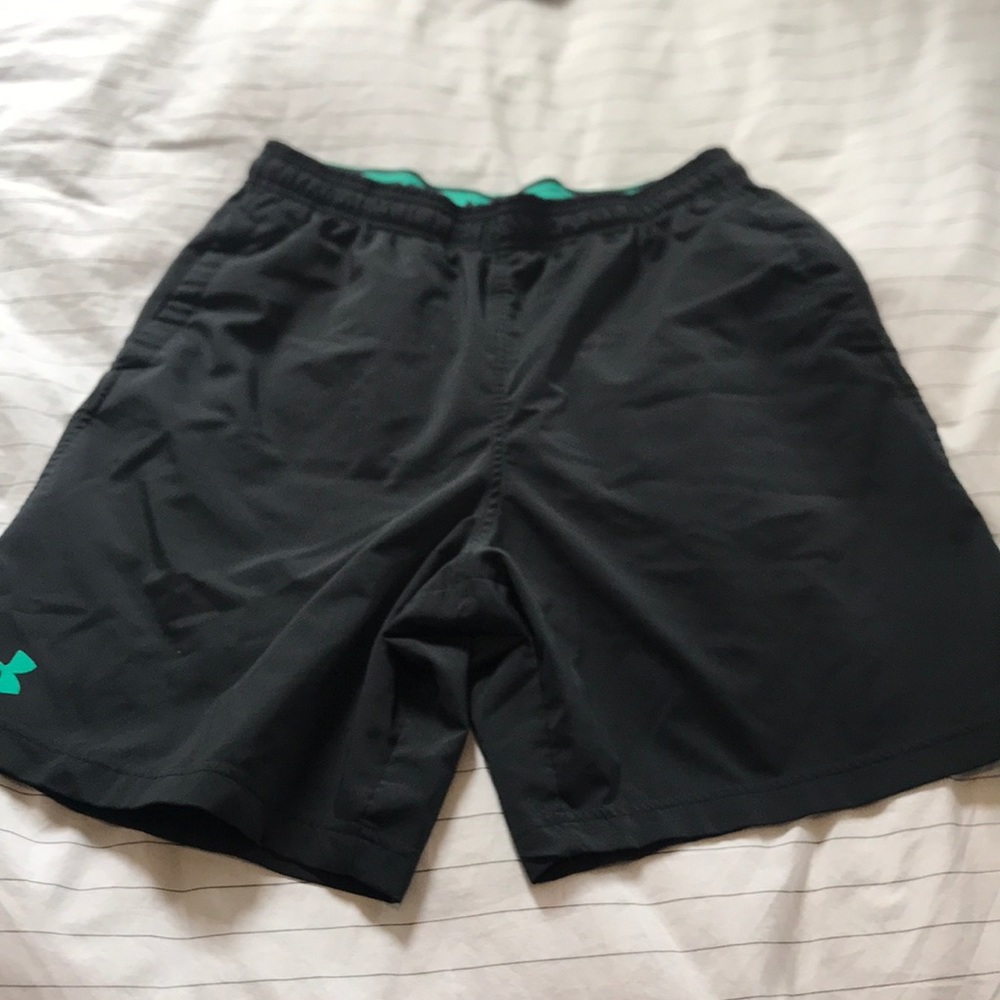 Under armour medium shorts